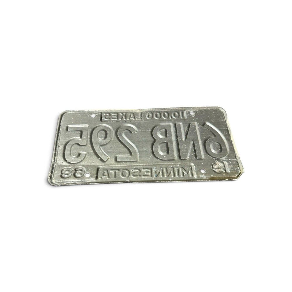 Vintage Minnesota 1968 - 10,000 Lakes - US Car License Plate 6NB-295 - Picture 2 of 6